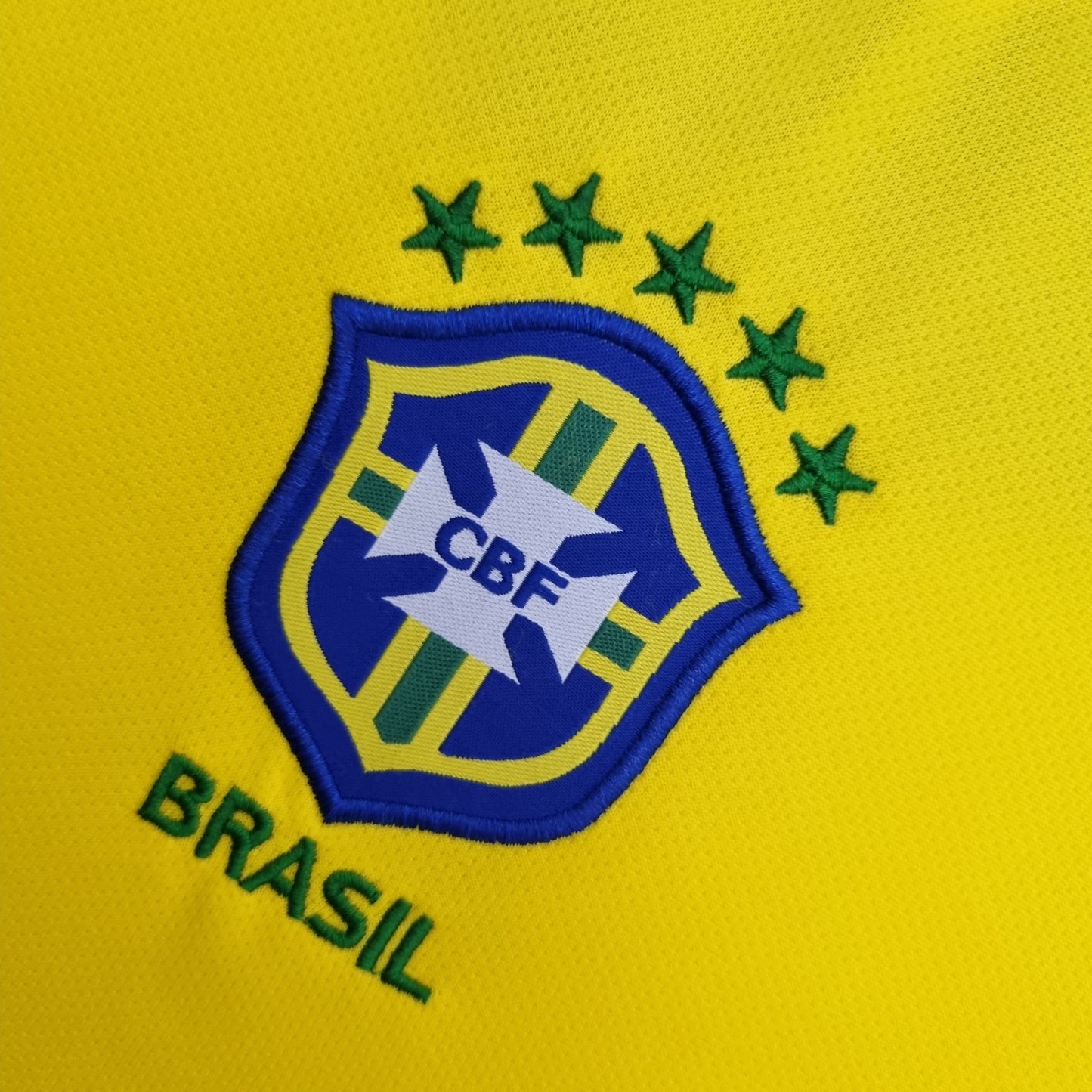 Retro Brazil 04/06 Home Kit