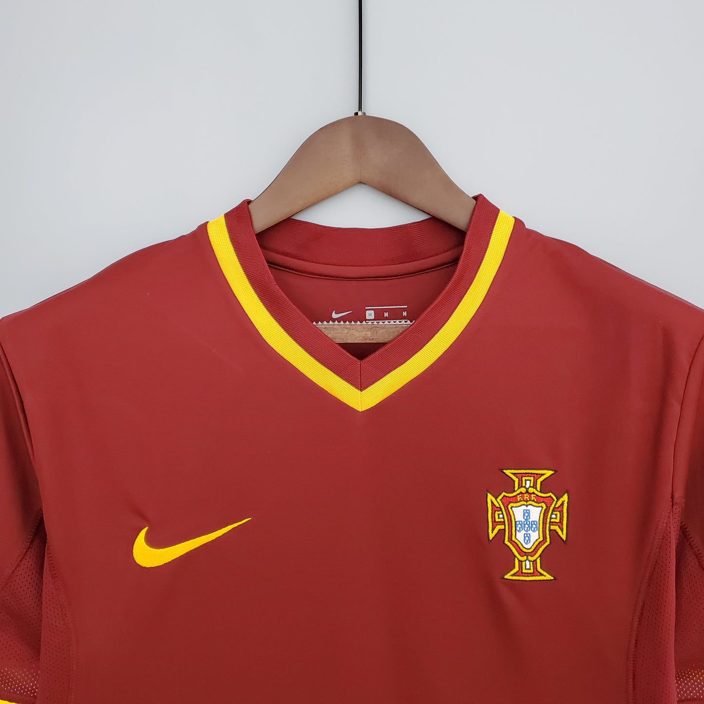 Retro 2000 Portugal Home Kit