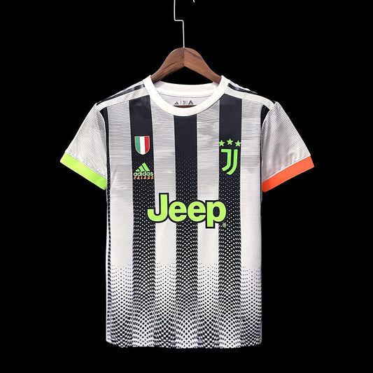 Juventus 20/21 Special Edition Kit