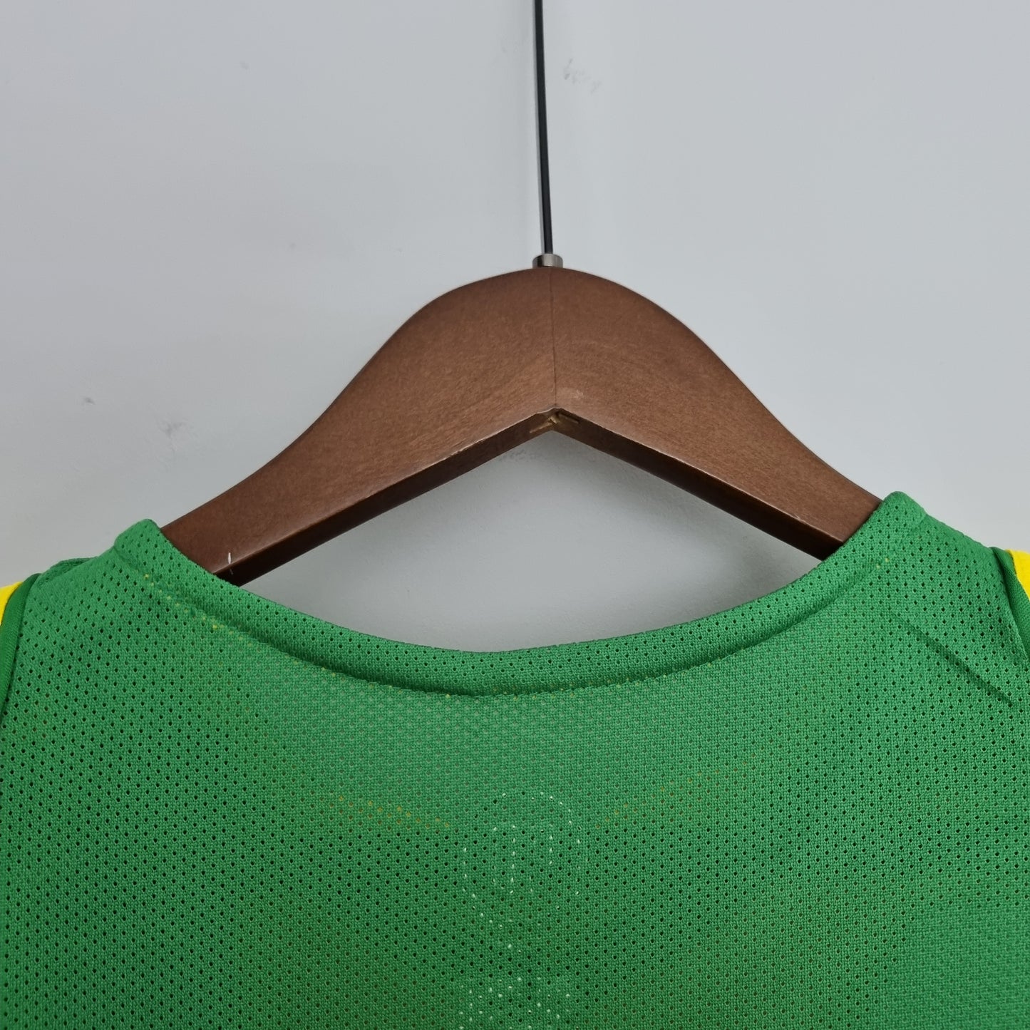 Retro Brazil 04/06 Home Kit