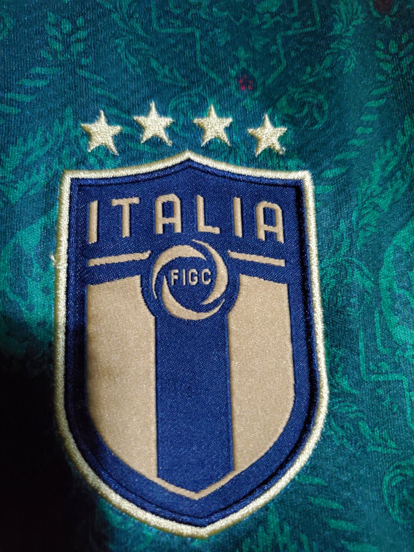 Retro Italy 20-21 Third Kit