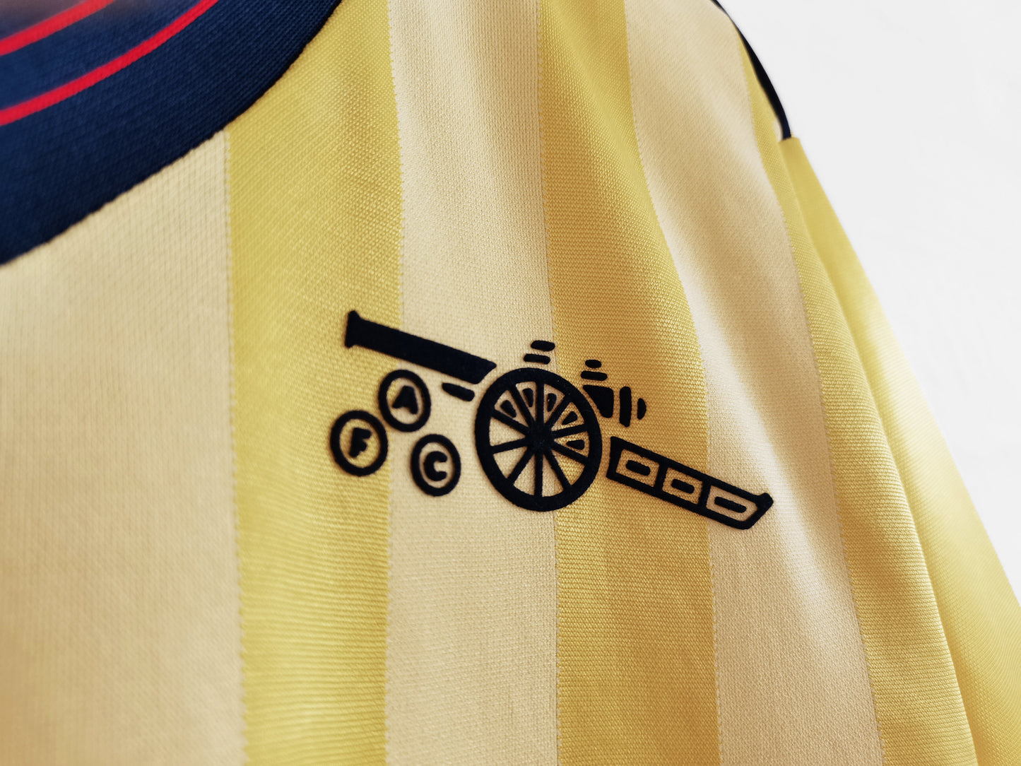 Retro 1983/86 Arsenal Away Kit