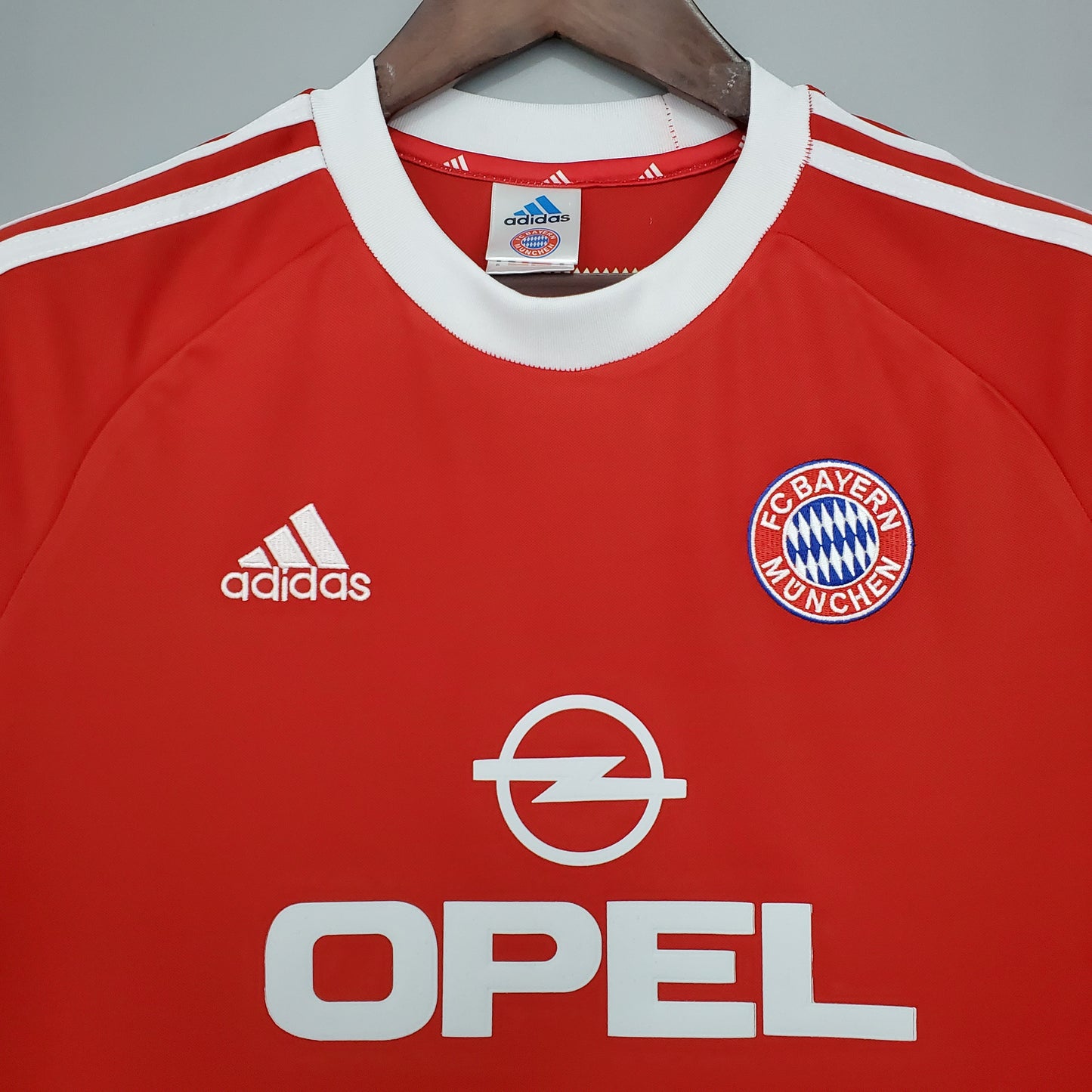 Retro Bayern Munich 00/01 Home Kit