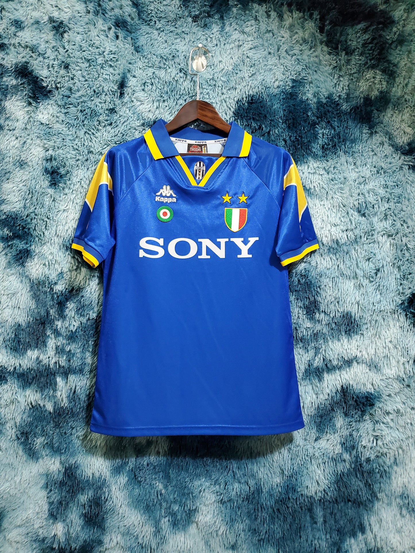 Retro 95/97 Juventus Away Kit