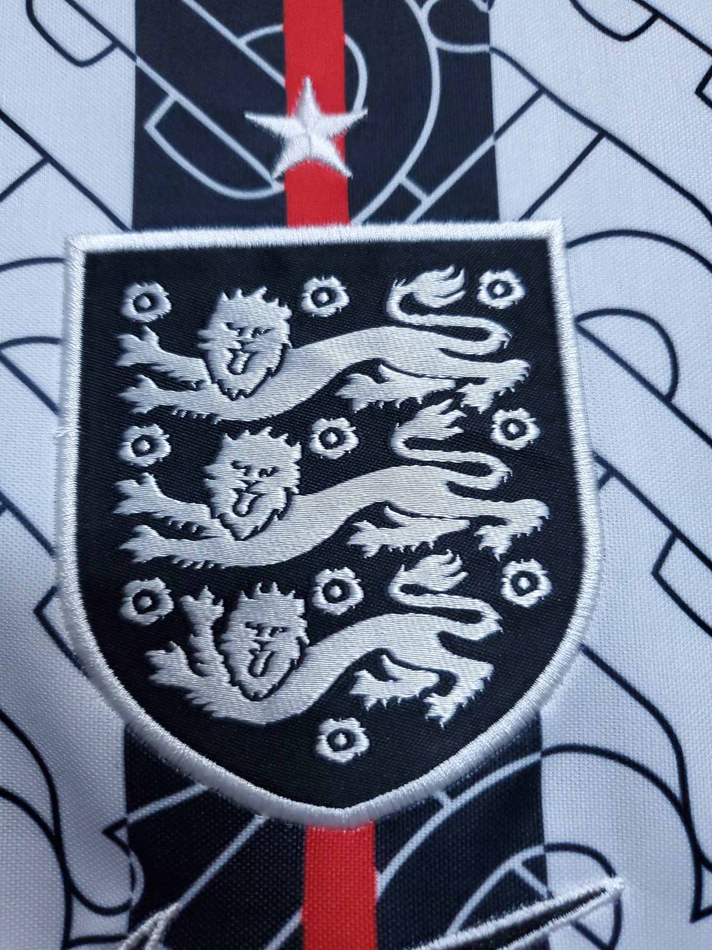 England X Burberry 20/21 Kit