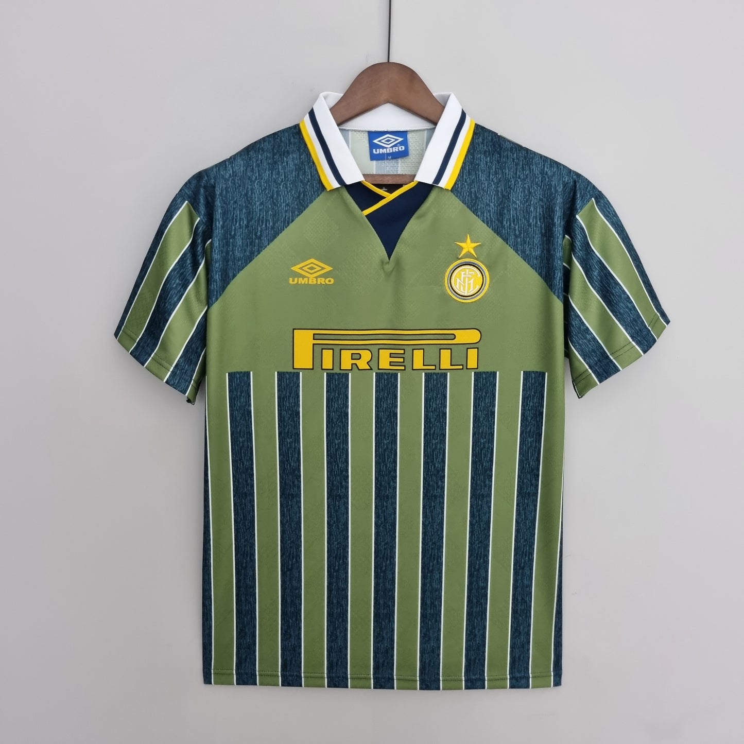 Maglia retrò da trasferta dell'Inter 95/96 