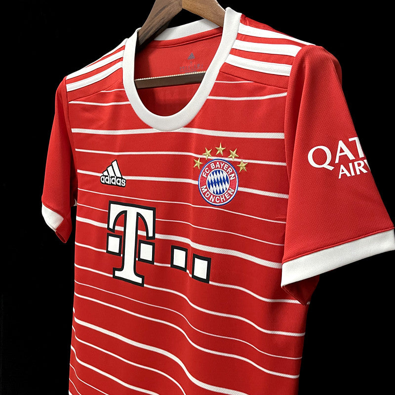 Divisa Home del Bayern Monaco 22/23 