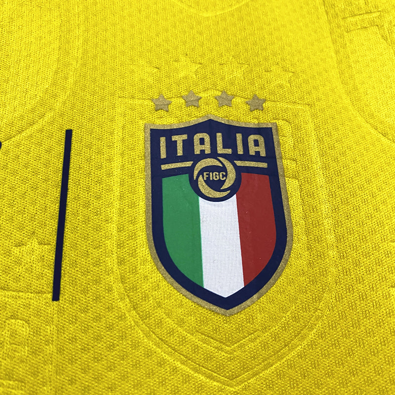 Retro 20/21 Italy Goalkeeper Kit