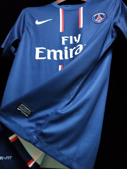 Divisa da casa retrò del PSG 12-13 