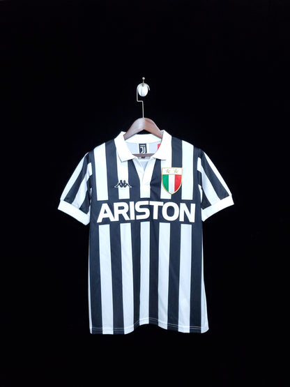 Retro 84-85 Juventus Home Kit