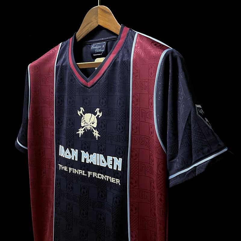 Retro 2011 West Ham Iron Maiden Home Dimensioni 