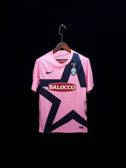 Retro Juventus 11/12 Away Kit