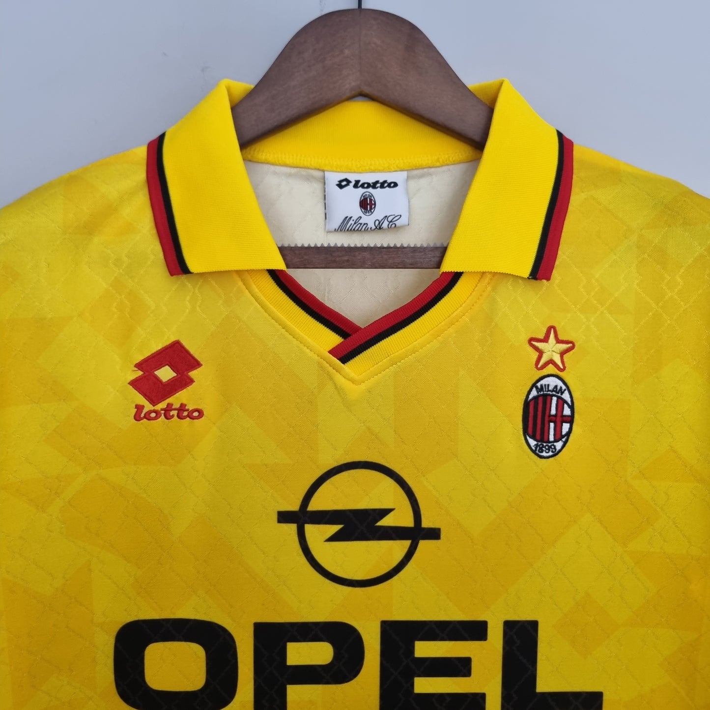 Maglia retrò da trasferta dell'AC Milan 95/96 