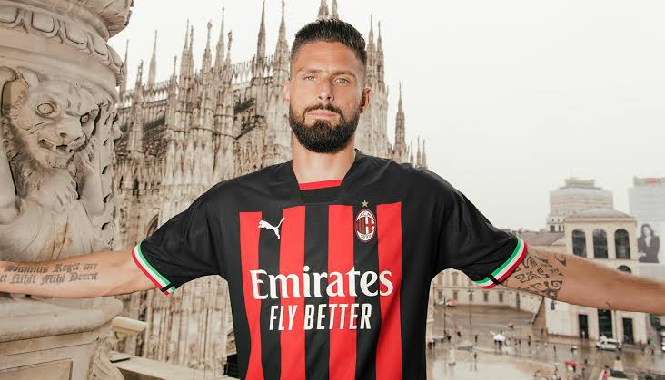 AC Milan 22/23 Home Kit